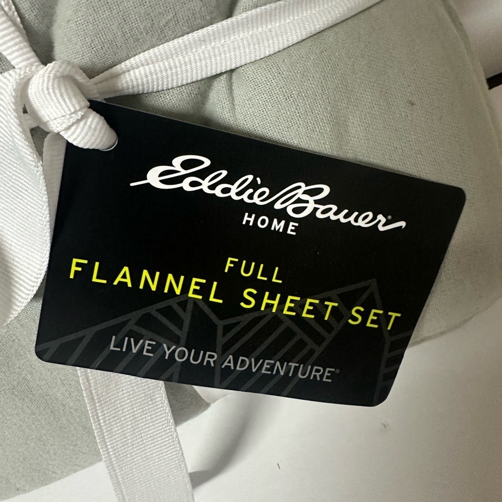 Eddie Bauer 3-pc Home Flannel Sheet Set - Soft Gray Size Full 100% cotton - Picture 3 of 4